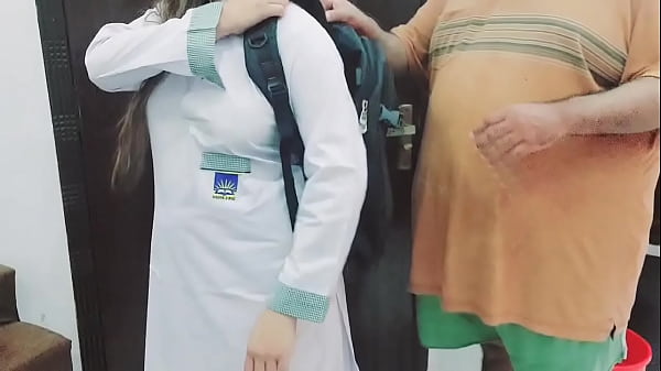 Pakistani schoollgirl Fucked By Her Stepbrother, When She Ask Him To Drop Her At Her Schooll ,So he Took Advantage And Fuck Her in all positions Before He Drops Her With Very Hot Clear Urdu Voice Dirty Talking