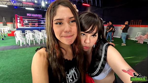 Evento de box com pornstar e celebridades do TikTok e youtubers – Bluezao – Leo Ogro – Fernanda Chocolatte – Casal Dna – Nicole Brazil – Camila Prado