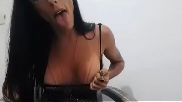 Guilhermina se masturba gostoso chamada de vídeo  85 998506668
